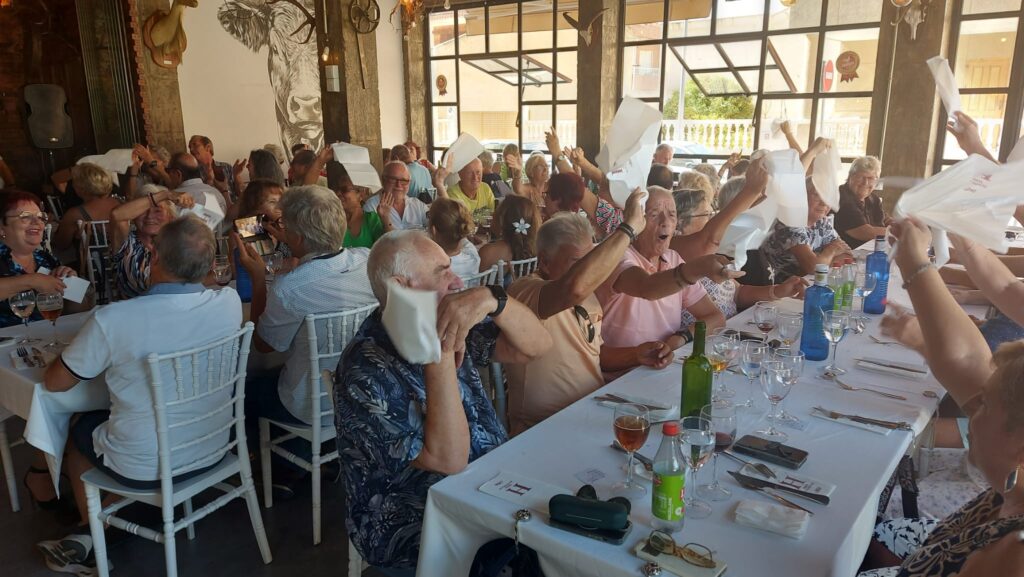 La comida de bienvenida septiembre 2024 de Club Crisol