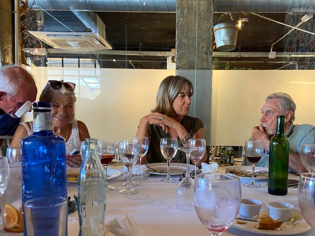 La comida de bienvenida septiembre 2024 de Club Crisol